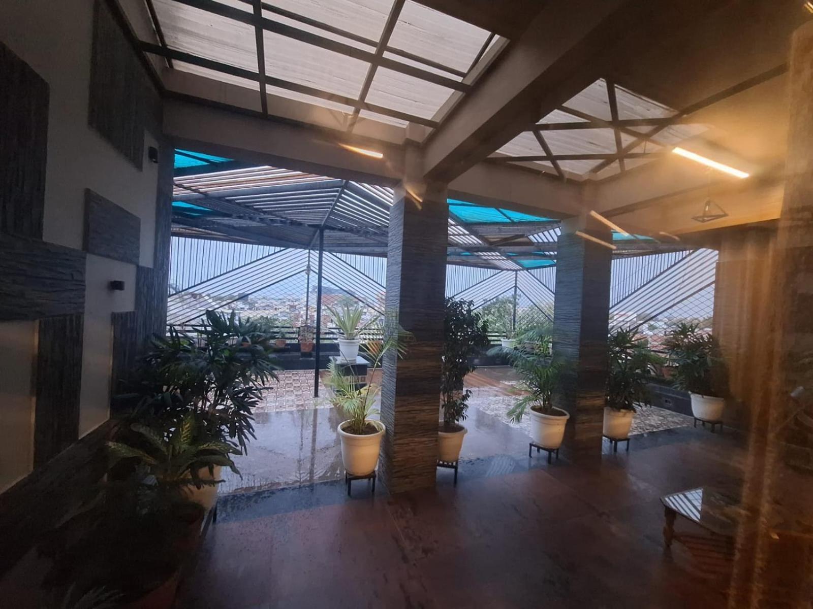Maharani Benaras - Garden View 2bhk Furnished Flat Near Kashi Vishwanath Temple 2 Km